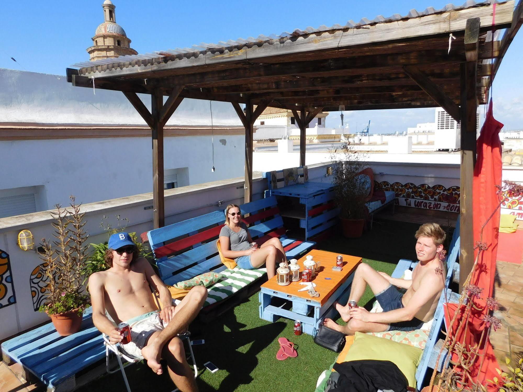 Cadiz Inn Backpackers Exteriér fotografie