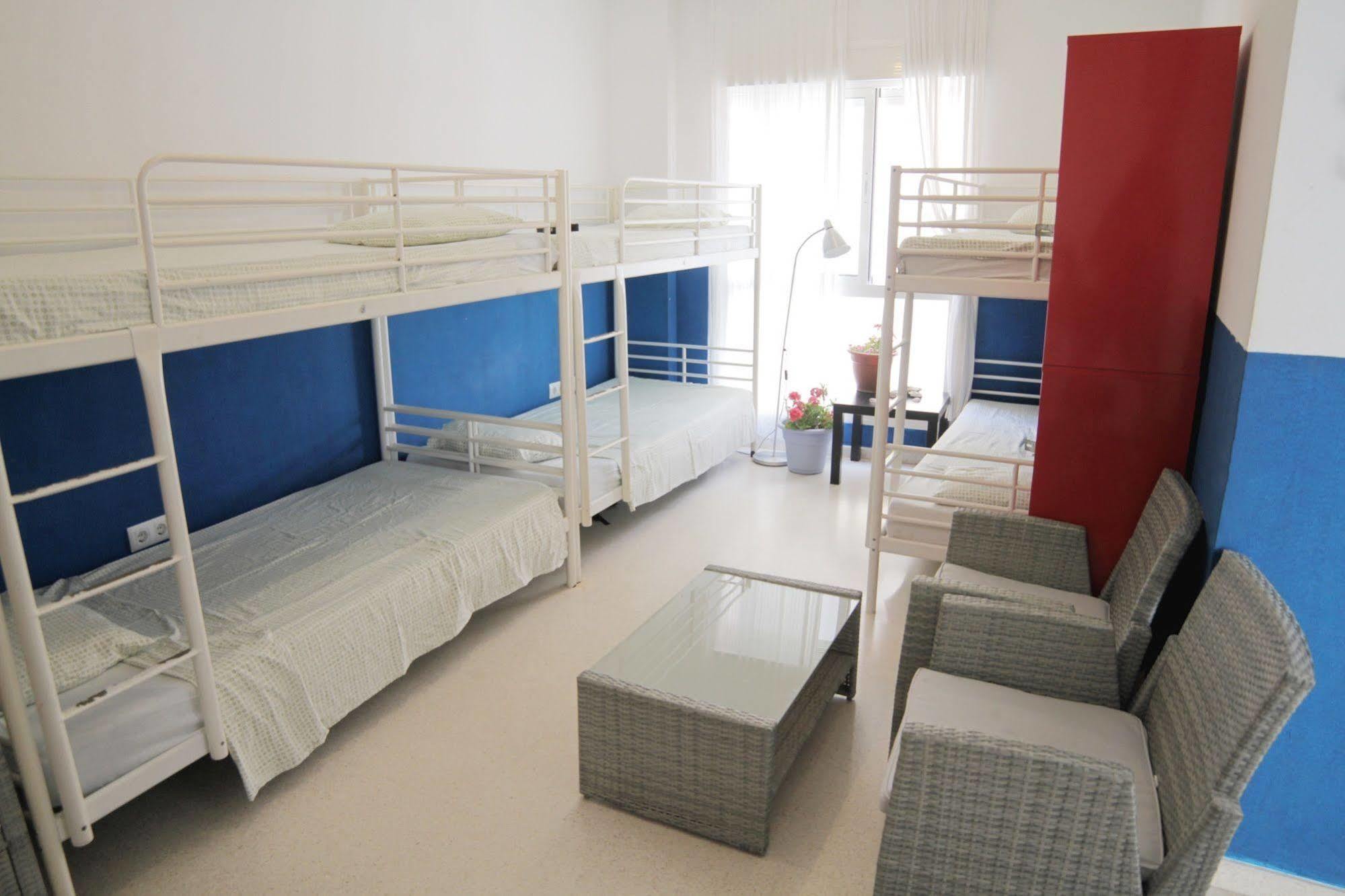 Cadiz Inn Backpackers Exteriér fotografie